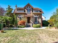Le Chesnay – Plateau Saint-Antoine | Maison bourgeoise de charme avec jardin enchanteur de 700 m², sans vis-à-vis — photo 2