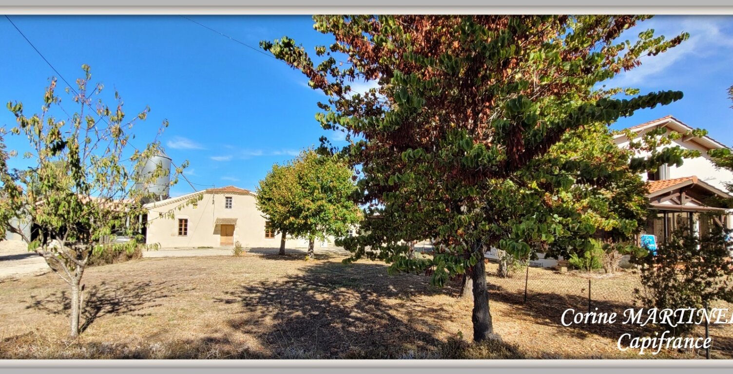 A vendre propriété 2 maisons - Terrain 2 ha — photo 1