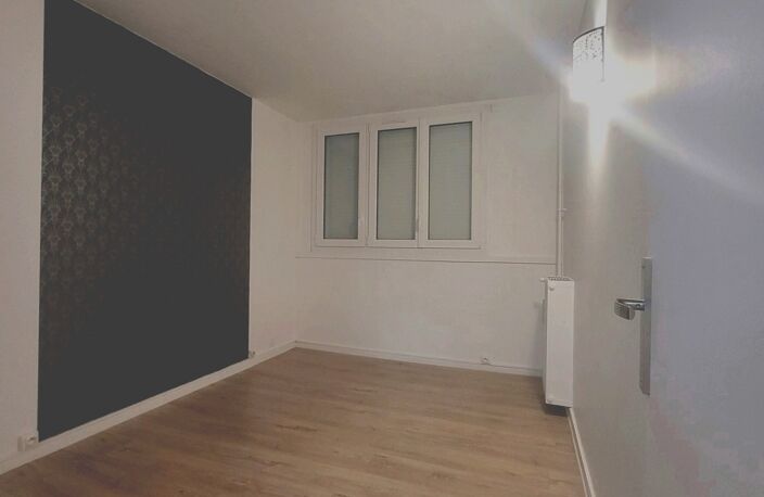 Appartement à vendre 3 pièces  (77) CHELLES - Quartier du Coteau — photo 3