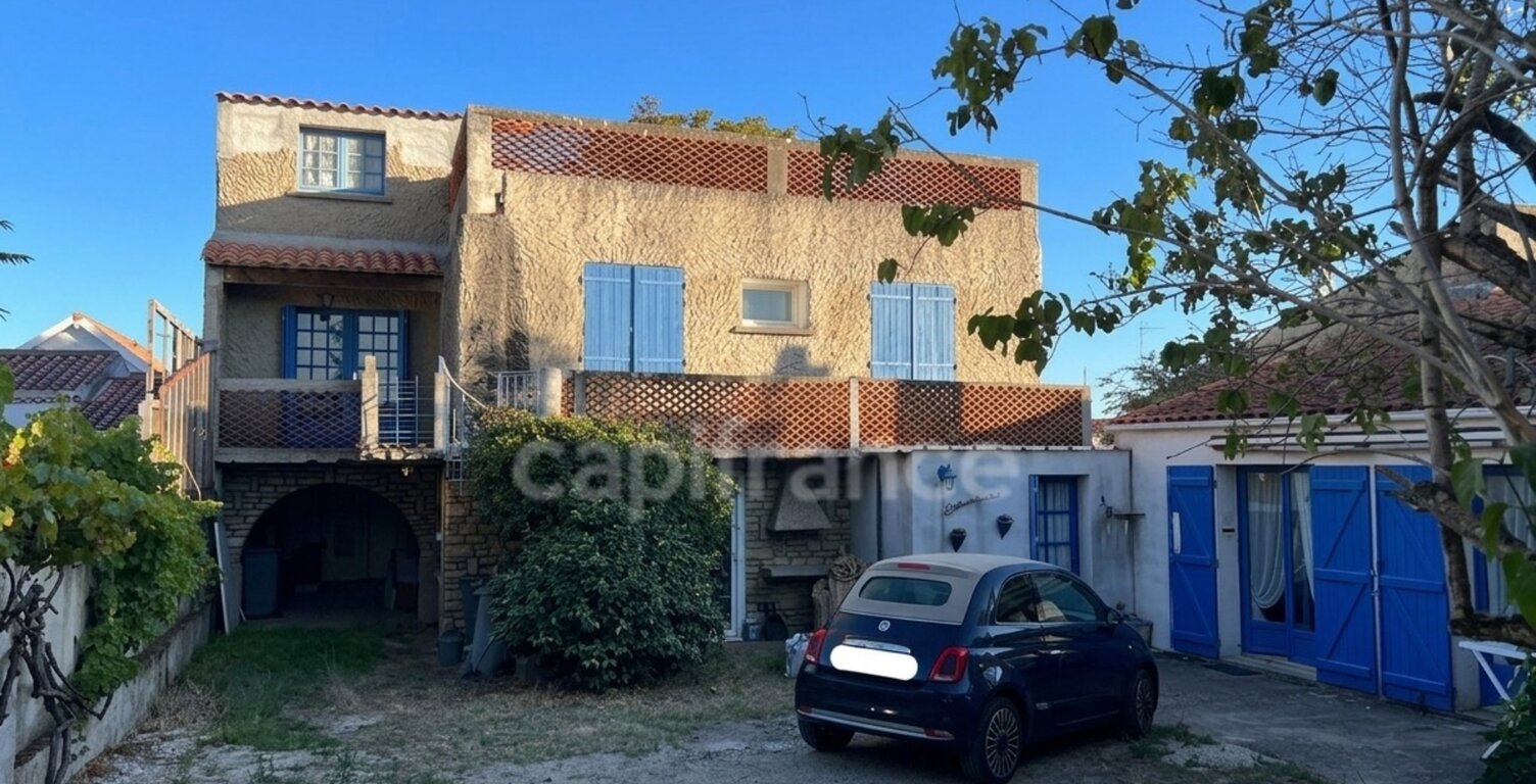 Exclusivité - Propriété à vendre - 9 pièces L'AIGUILLON-SUR-MER LA PRESQU'ILE (85 460) - Idéal investisseurs — photo 1