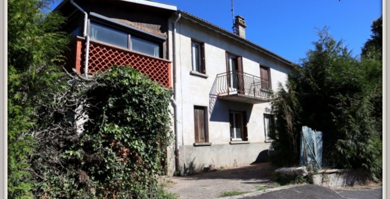 Maison de 116 m², 5 pièces, grand atelier, garage, terrain de 1000m² SAINT REMY SUR DUROLLE (63) — photo 1