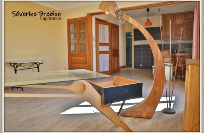 Maison de 116 m², 5 pièces, grand atelier, garage, terrain de 1000m² SAINT REMY SUR DUROLLE (63) — photo 3