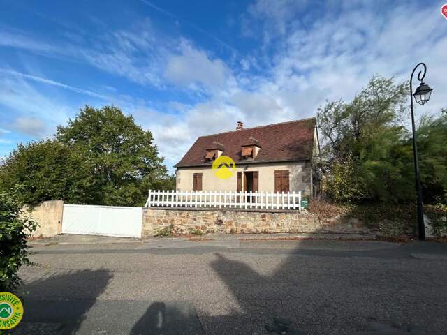 Maison avec piscine — photo du bien