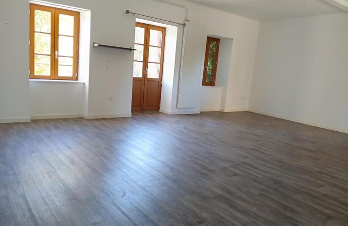 Loubeyrat F4 au 1er — photo 2