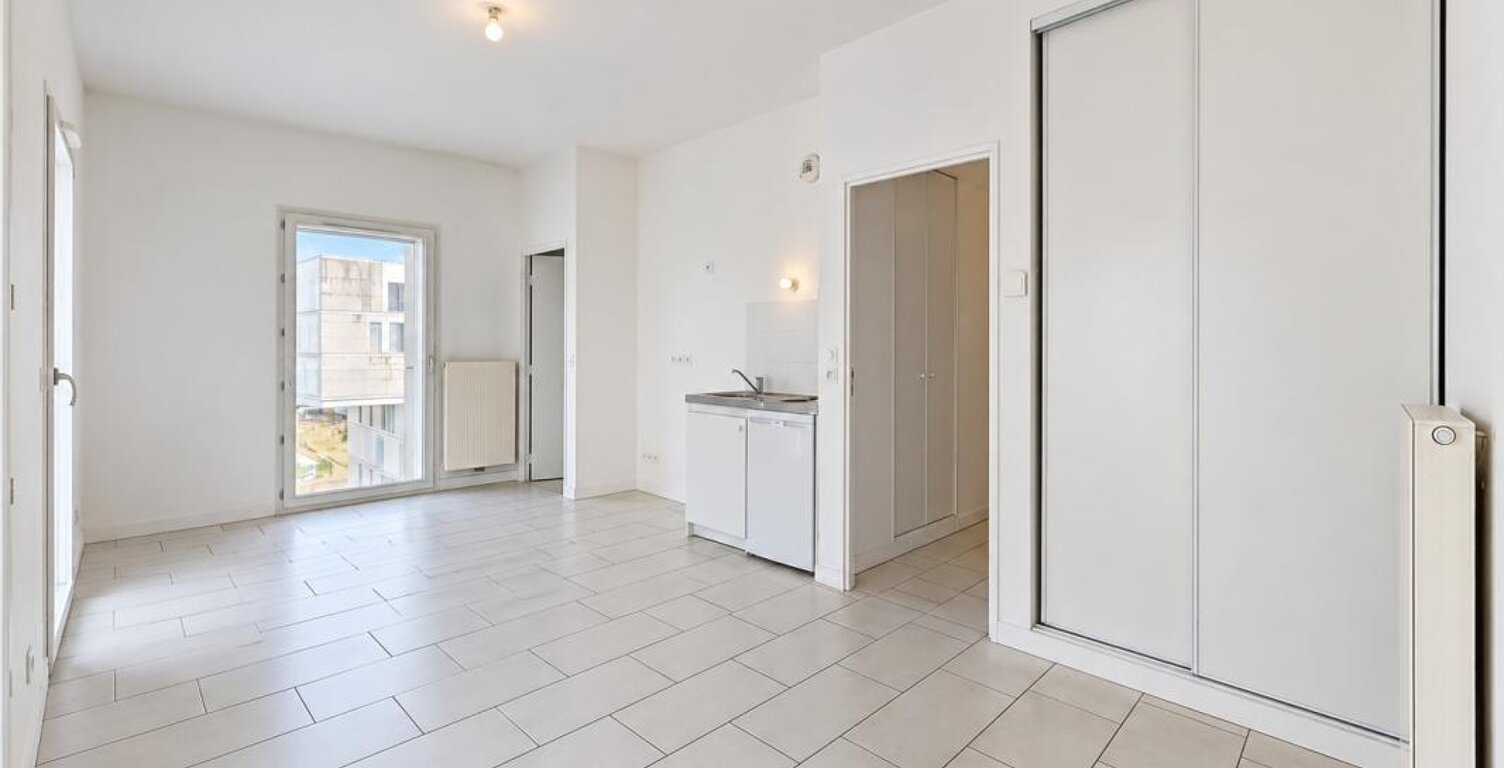 4 place Camille Georges Lyon 69002 - T1 Non meublé - 790 €CC — photo 1