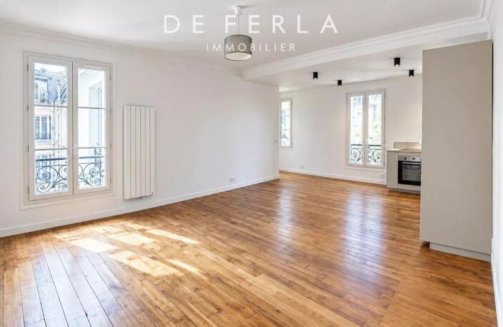 Charme de l'ancien et rénovation haute gamme au coeur du Marais — photo 2