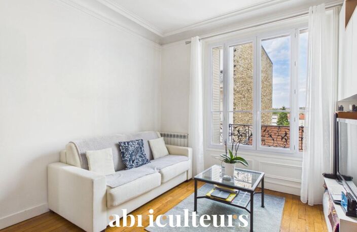 3 pièces en vente à Saint-Mandé (94160)-  61 m² — photo 2