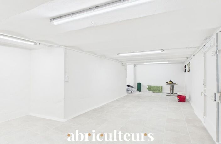 Local professionnel rénové de 40 m² avec parking privé, idéalement situé à Libération – Nice (06000) — photo 3