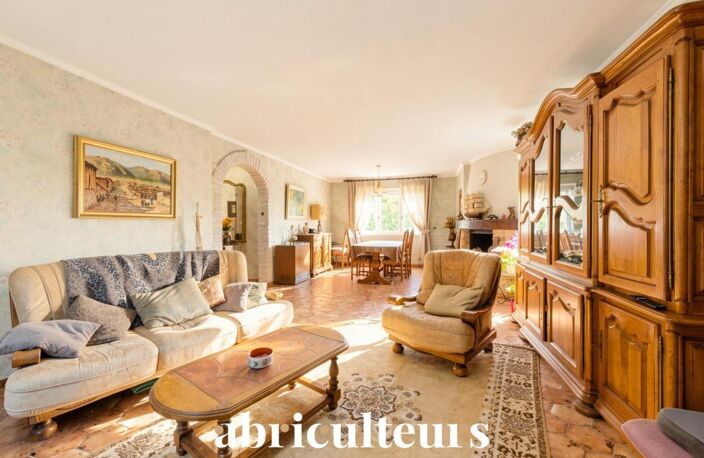 Maison de 175 m² à fort potentiel en vente Aix en Provence (13590)( Pont des 3 Sautets) — photo 2