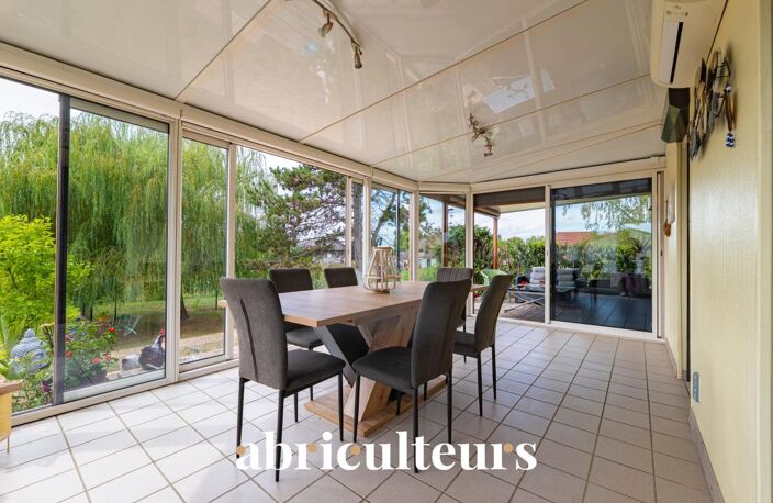 Maison familiale avec une véranda de 20m² en vente à Varanges (21110) — photo 5