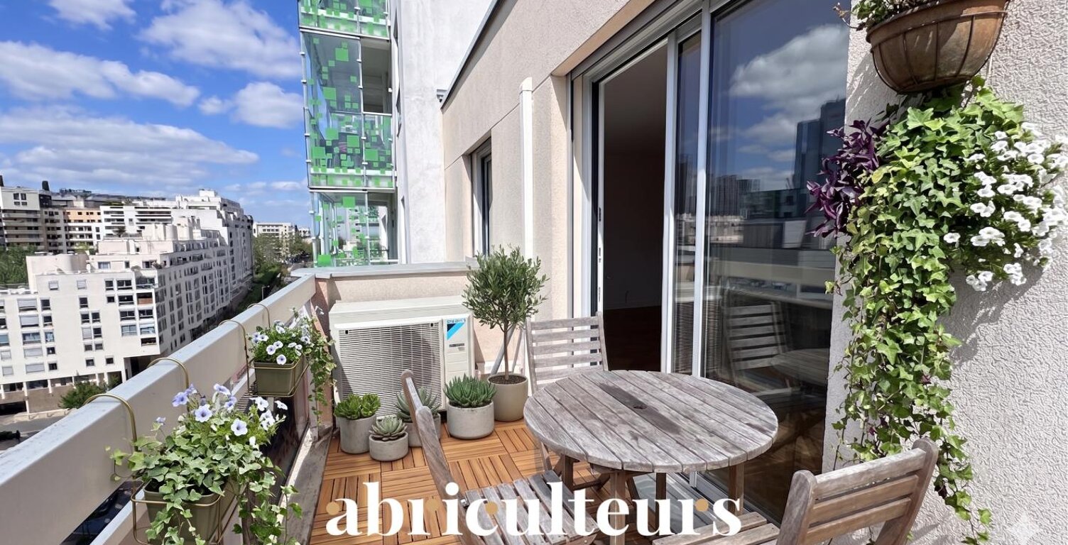 Dernier étage avec vue exceptionnelle sur La Défense – Superbe T4 familial à Courbevoie — photo 1