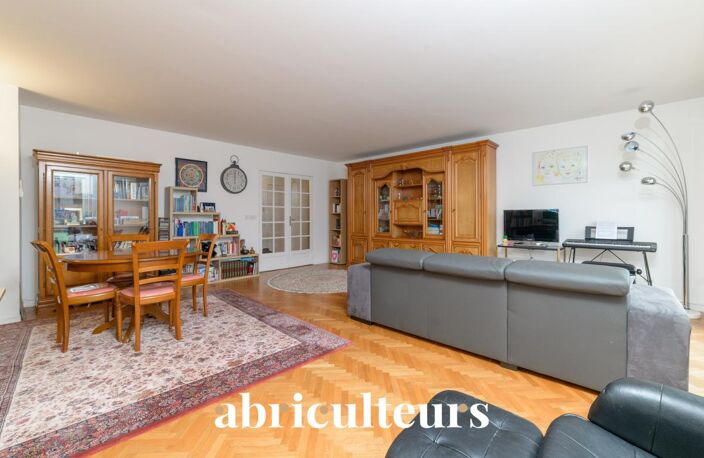 Dernier étage avec vue exceptionnelle sur La Défense – Superbe T4 familial à Courbevoie — photo 4