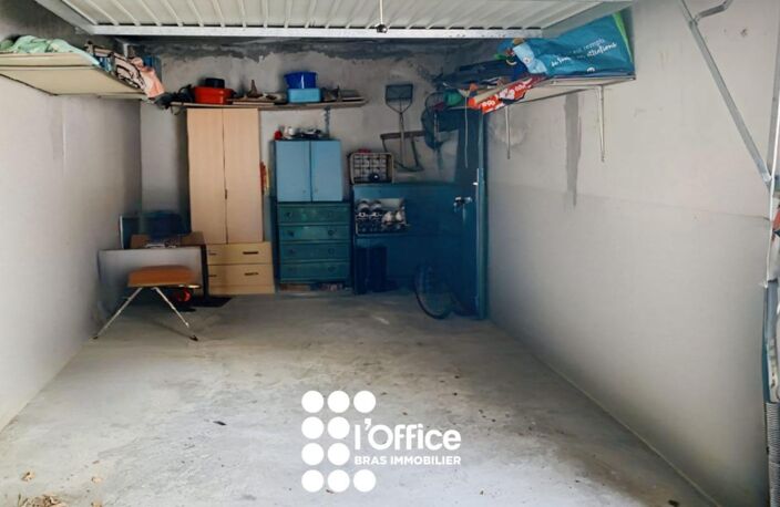 Garage en sous -sol - LES SABLES D'OLONNE — photo 2