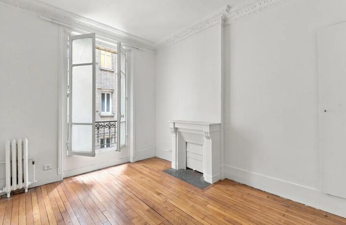 Appartement de 4 pièces de 99 m² à Paris — photo 5
