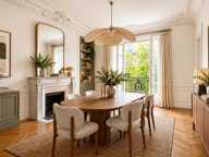 Appartement de 4 pièces de 99 m² à Paris — photo 2