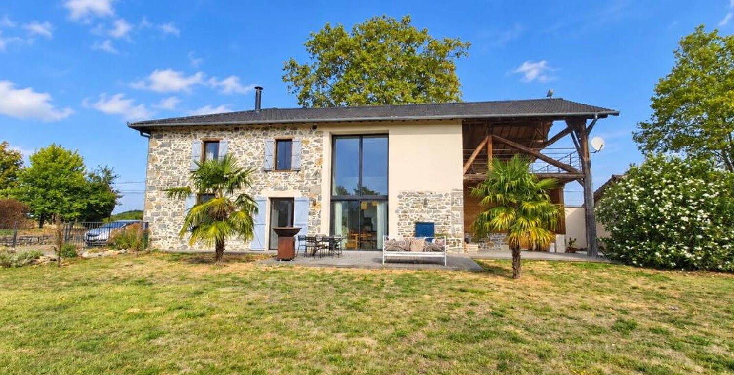 Maison de 182 m² avec piscine et garage  à Ganties — photo 1