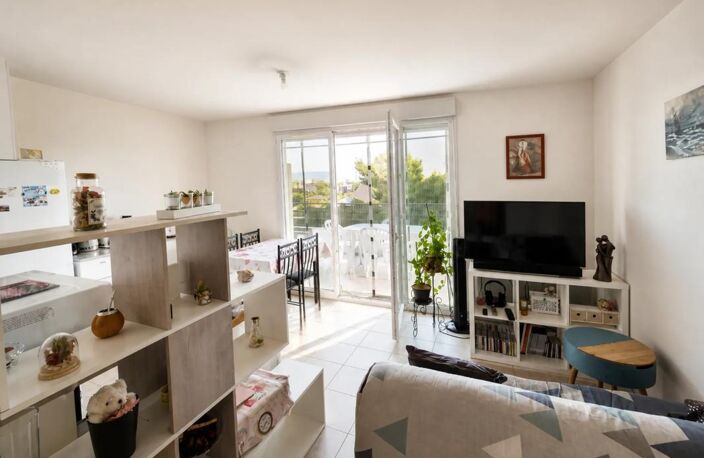 Appartement 2 pièces de 43 m² situé à Marseille — photo 2