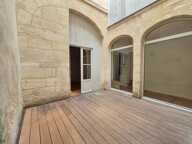 BORDEAUX – APPARTEMENT T3 - 74 M² - PATIO AU CŒUR DE L’APPARTEMENT — photo 2