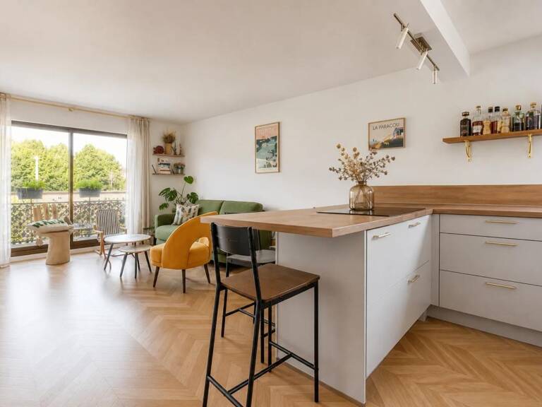 Appartement T3 de 63 m² 2 chambres/2 balcons/1 parking/1 cave — photo 1