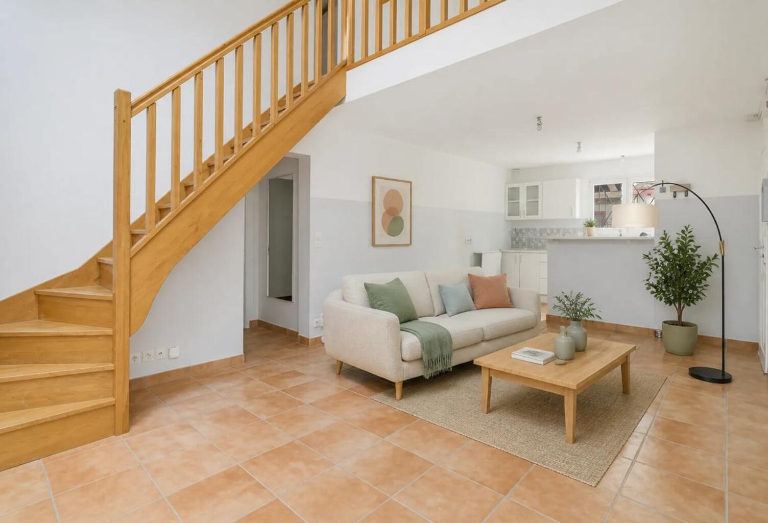 Maison de 4 pièces de 77 m² à Carbon-Blanc — photo 1