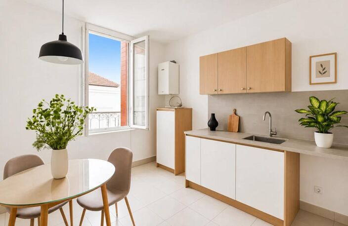 Appartement 5 pièces de 126 m² sur 3 niveaux avec balcon, jardin — photo 4