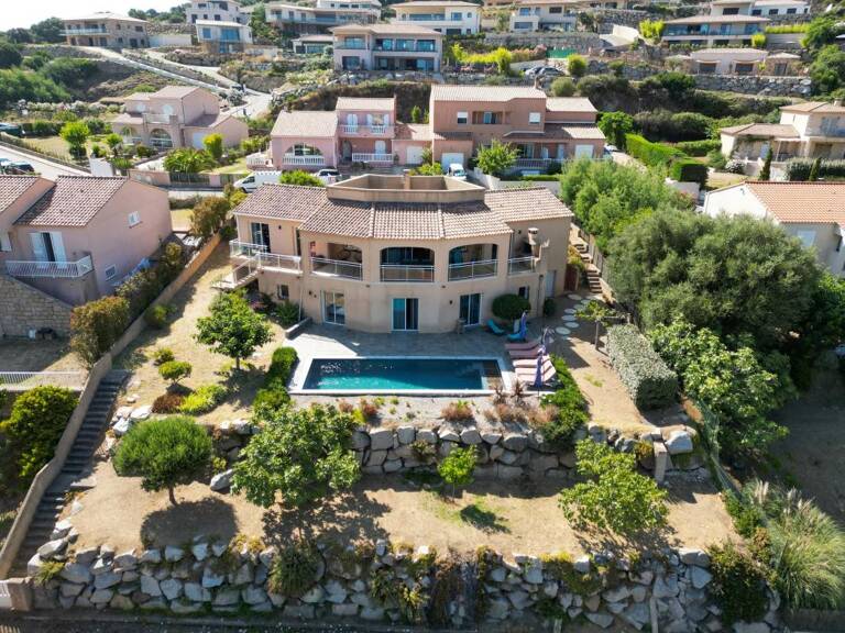 Maison de 7 pièces de 251 m² à Propriano — photo 1