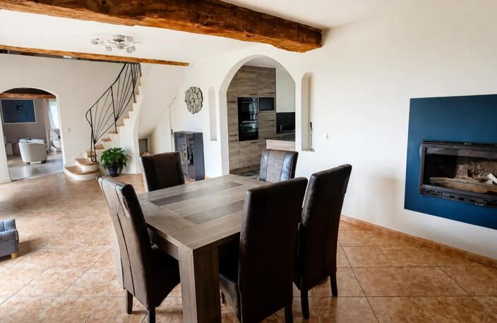Maison de 8 pièces de 223 m² à Le Fournet — photo 4
