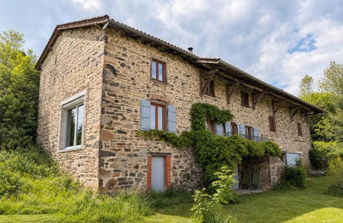 Maison de caractère à Chénelette 69430 — photo 3