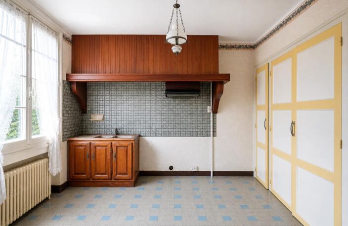 Maison de 195m² en vente à Poitiers Dunes/Dolmen — photo 5
