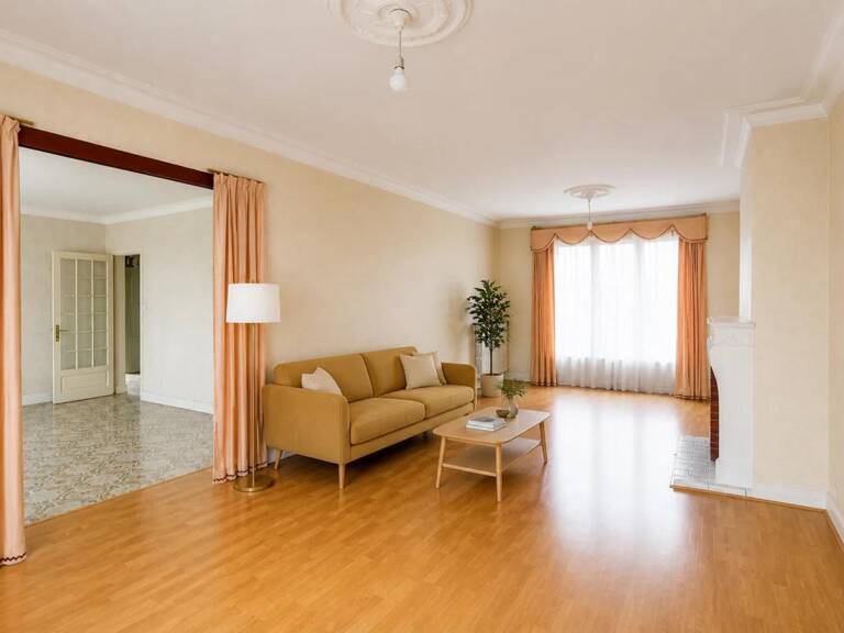 Maison de 195m² en vente à Poitiers Dunes/Dolmen — photo 1