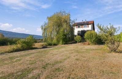 Maison de 8 pièces de 182 m² à Challonges DPE C — photo du bien