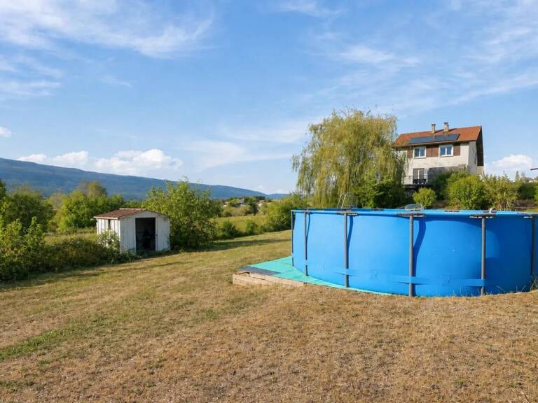 Maison de 182 m² à Challonges - DPE C - sans vis-à-vis — photo 1