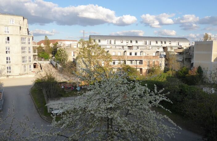 Appartement Argenteuil 1 pièce(s) 30.61 m2 — photo 2