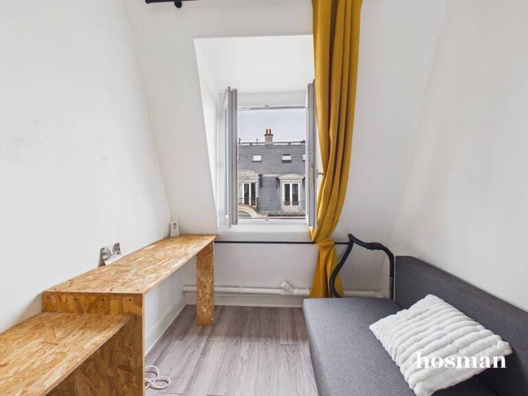 Chambre au dernier étage avec ascenseur - Entièrement rénovée - Rue Descombes, Paris — photo 1