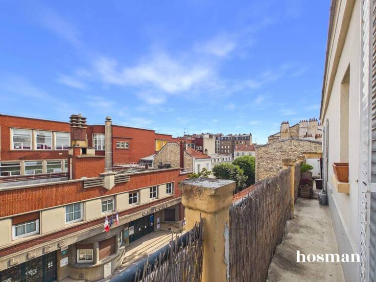 Coup de coeur 3 pièces de 64m² - Dernier étage avec bon DPE - triple exposition - Rue du Docteur Lebel, Vincennes — photo 1