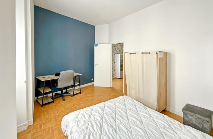 Appartement à vendre en centre ville de La Roche sur Yon — photo 3