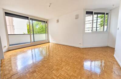 Appartement À Louer — photo du bien