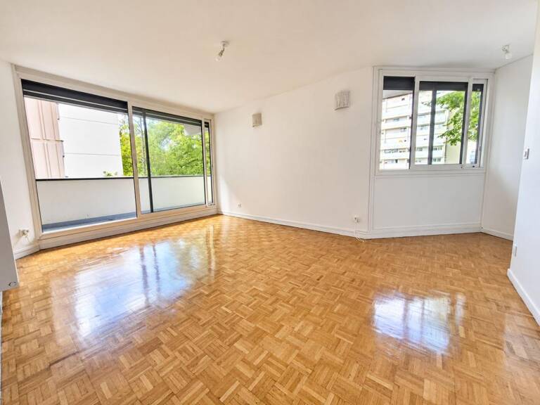 Appartement À Louer — photo 1