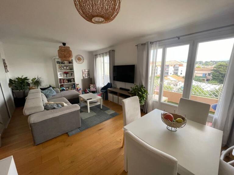 A VENDRE LA SEYNE SUR MER 83500 QUARTIER MAR-VIVO APPARTEMENT 4 PIECES 2 CHAMBRES DERNIER ETAGE — photo 1