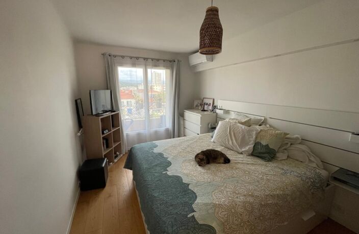 A VENDRE LA SEYNE SUR MER 83500 QUARTIER MAR-VIVO APPARTEMENT 4 PIECES 2 CHAMBRES DERNIER ETAGE — photo 3