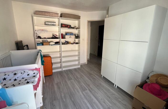 APPARTEMENT À LOUER  T3 VIDE AVEC BOX, BALCON TOULON PONT DU LAS - MUTATION 2 ANS — photo 5