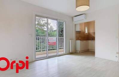 APPARTEMENT T2 AVEC GARAGE, CAVE ET LOCAL MOTO — photo du bien