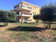 la Seyne sur mer-T3 de 63m2-Terrasse-piscine-cadre verdoyant — photo 3
