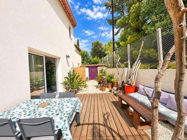 Maison récente À Vendre T5 Hyeres + garage + jardin — photo du bien
