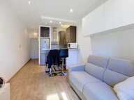 Toulon Le port (83000) Studio 25m² refait a neuf avec balcon — photo 2