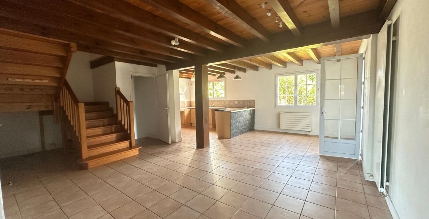 Location maison 5 pièces 158 m² à Hasparren (64240) — photo 1
