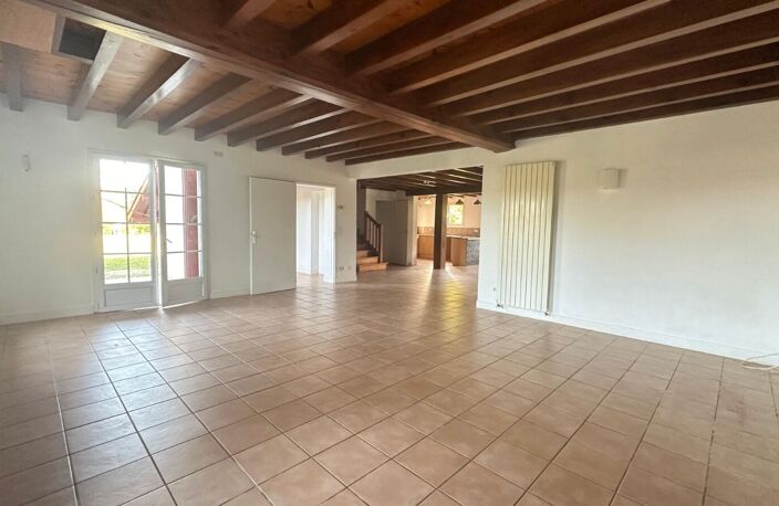 Location maison 5 pièces 158 m² à Hasparren (64240) — photo 4