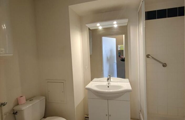 Appartement À Louer — photo 3