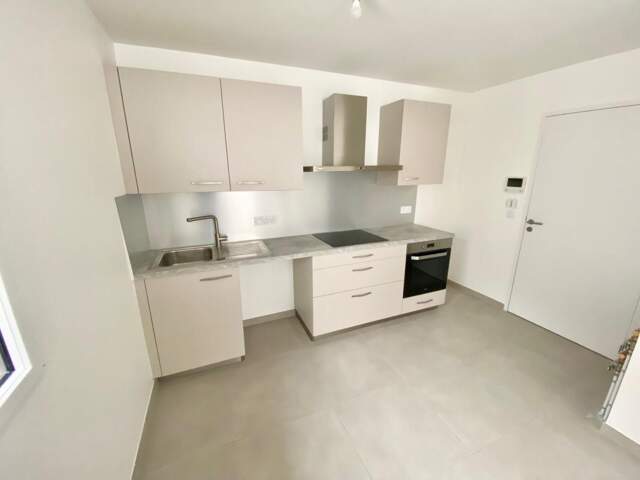 Appartement neuf à louer non meublé — photo du bien