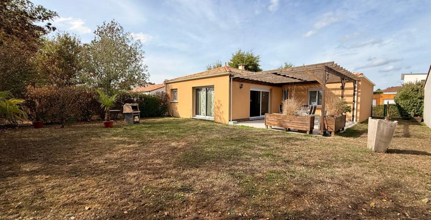 Maison 4 pièces à vendre — photo 1